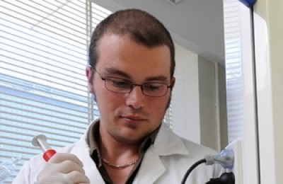 Dr David Nisbet