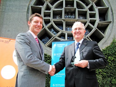 Vice-Chancellor Professor Ed Byrne accepts the UniJobs Best University to Work For Award