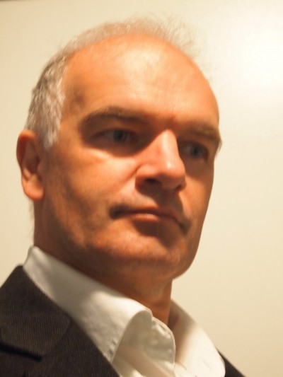Dr Damon Honnery